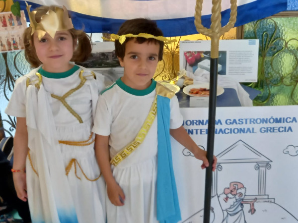 JORNADA GASTRONÓMICA GRIEGA EN EL COMEDOR ESCOLAR.