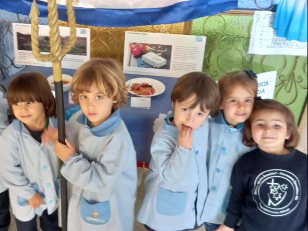 JORNADA GASTRONÓMICA GRIEGA EN EL COMEDOR ESCOLAR.