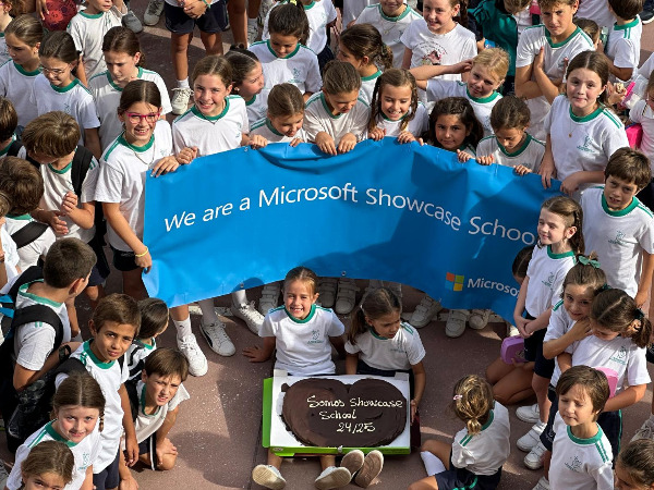 RECONOCIMIENTO A NUESTRO COLE COMO MICROSOFT SHOWCASE SCHOOL.