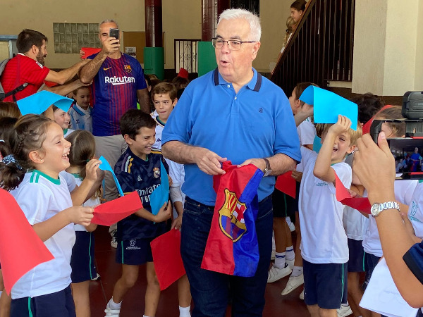 DESPEDIMOS A NUESTRO QUERIDO "PROFE" CRISTÓBAL.
