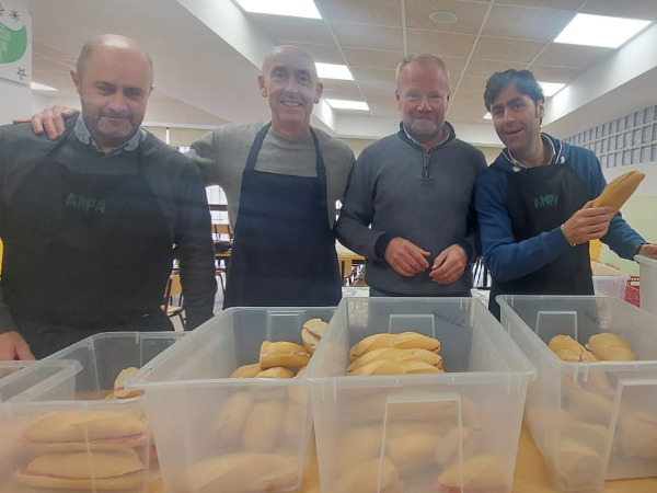 SEGUIMOS COLABORANDO CON EL BOCADILLO SOLIDARIO.