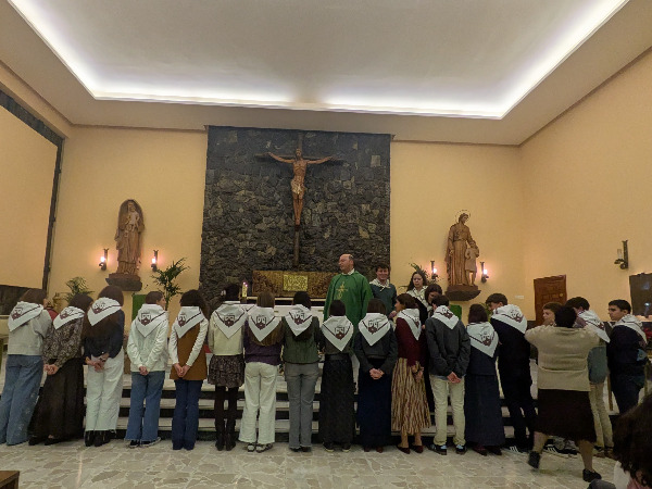 ALUMNOS DE 3º Y 4º DE LA  ESO, RECIBEN LA PAÑOLETA DE JUCAR: