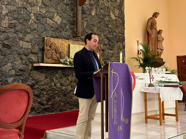 PRIMERAS CONFESIONES.