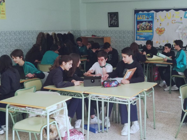 Los alumnos de 3ºESO trabajan la publicidad