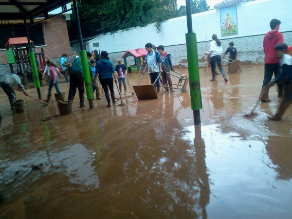Todos volcados con el colegio... ¡GRACIAS!