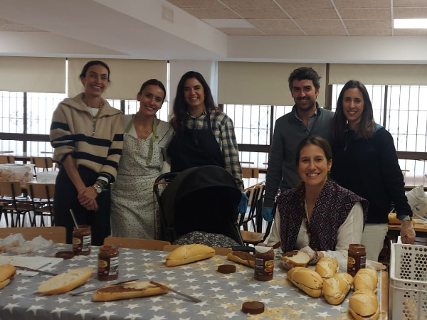SEGUIMOS COLABORANDO CON EL BOCADILLO SOLIDARIO.